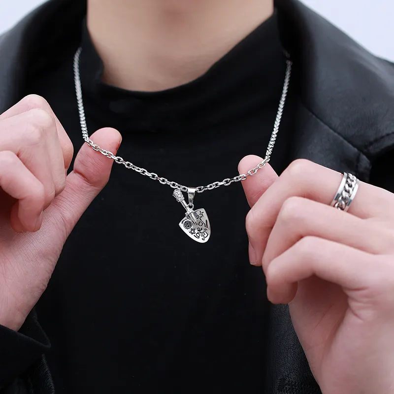 MOVER Necklaces Unisex-1