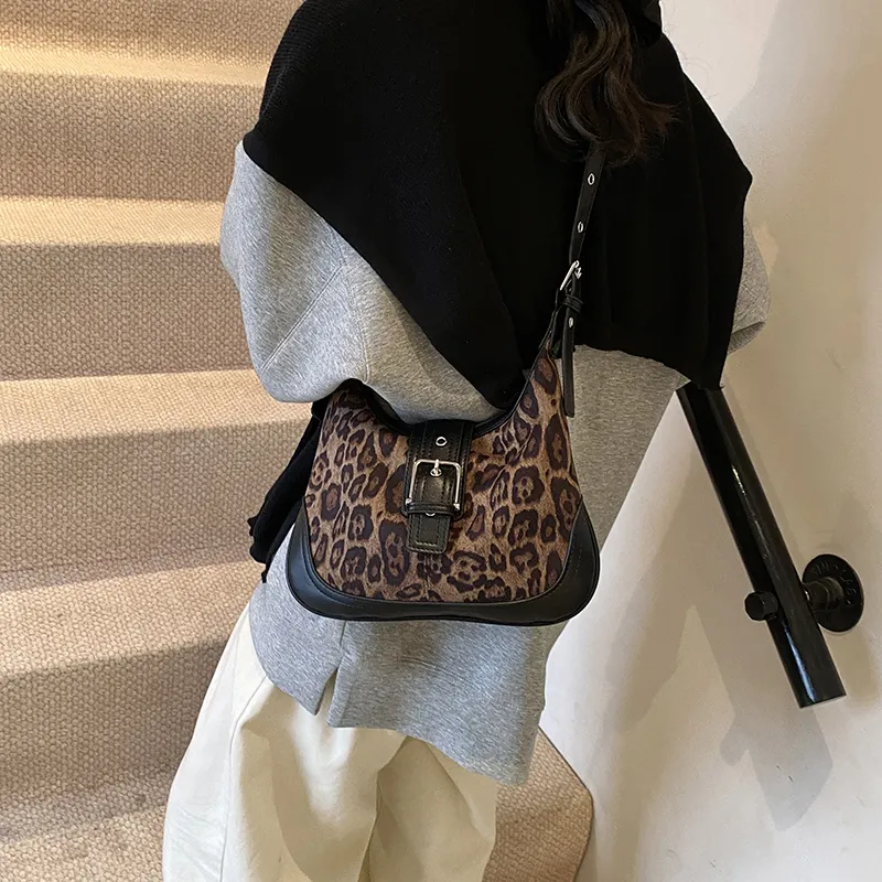 Cwatcun PU Shoulder Bag Women's Multicolor-14