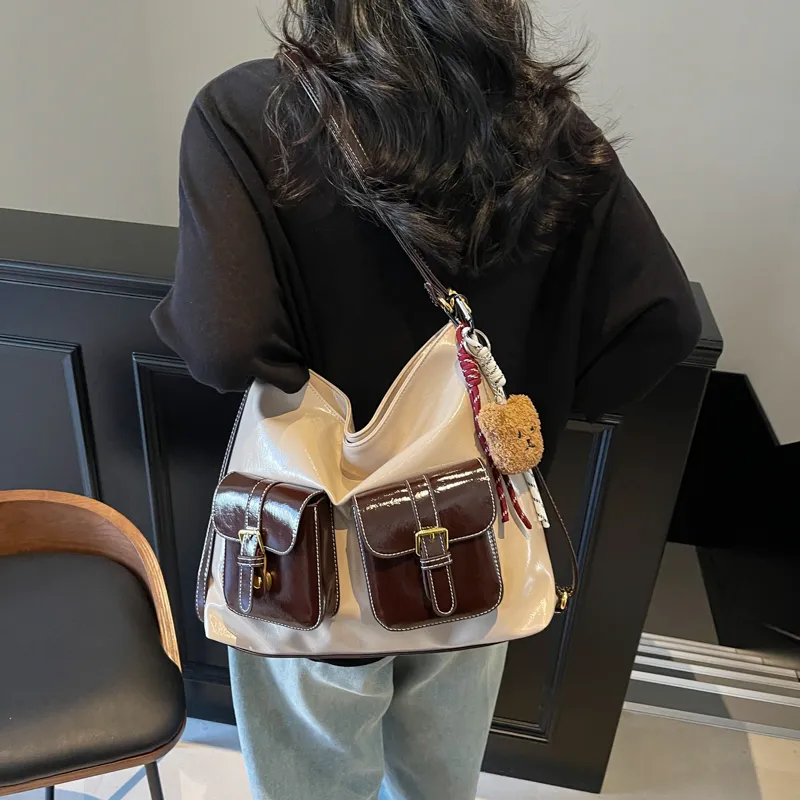 Cwatcun PU Shoulder Bag Regular Women's Multicolor-1
