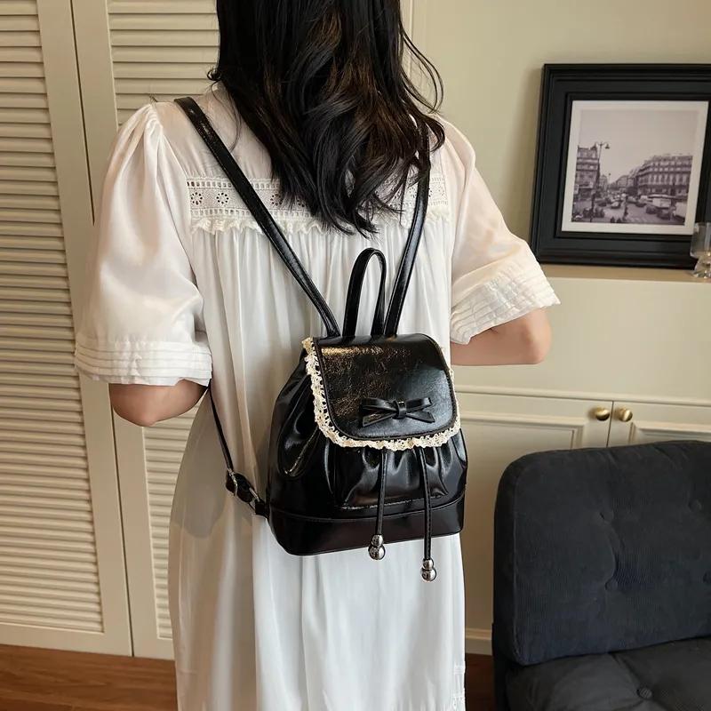 Cwatcun PU Backpack Regular Women's White/Black/Yellow/Blue-6