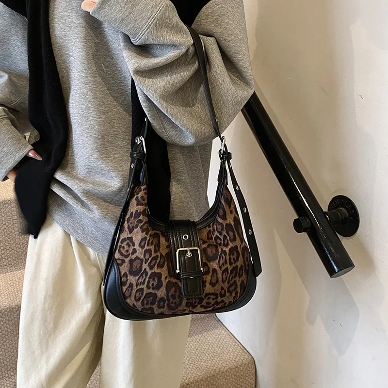 Cwatcun PU Shoulder Bag Women's Multicolor-13