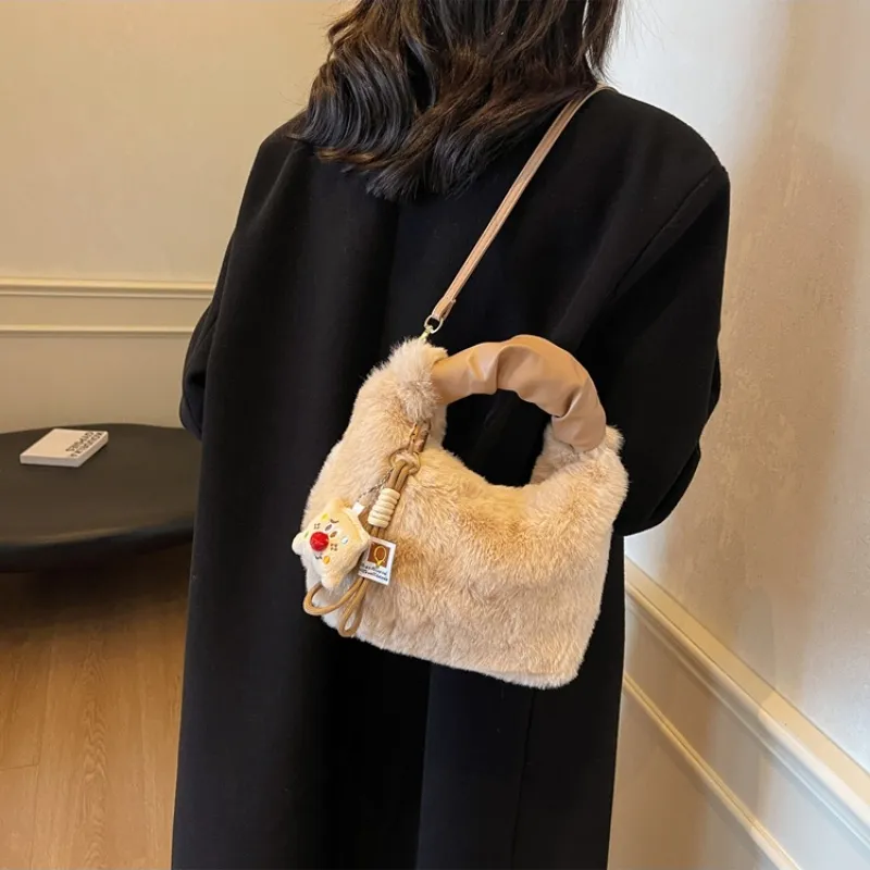 Cwatcun Plush Shoulder Bag Women's Multicolor-4