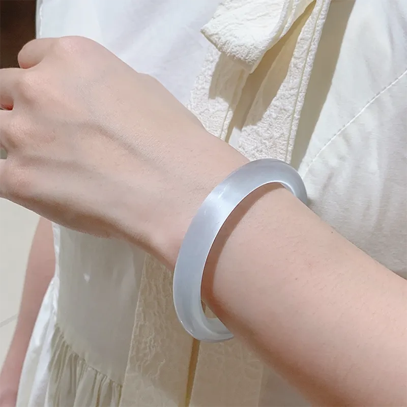 The Years Are Quiet Glass Cat Eye Bangles Unisex-3