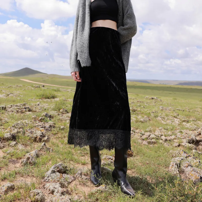 3COLOUR Knit Long Skirt Women's Pitch Black-2