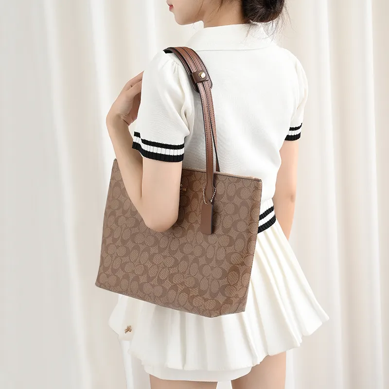 Lan Bao Fan Felt Liner, Shopping Bag Lining, Shoulder Pad, Rabbit Small Doll Women's Multicolor-15