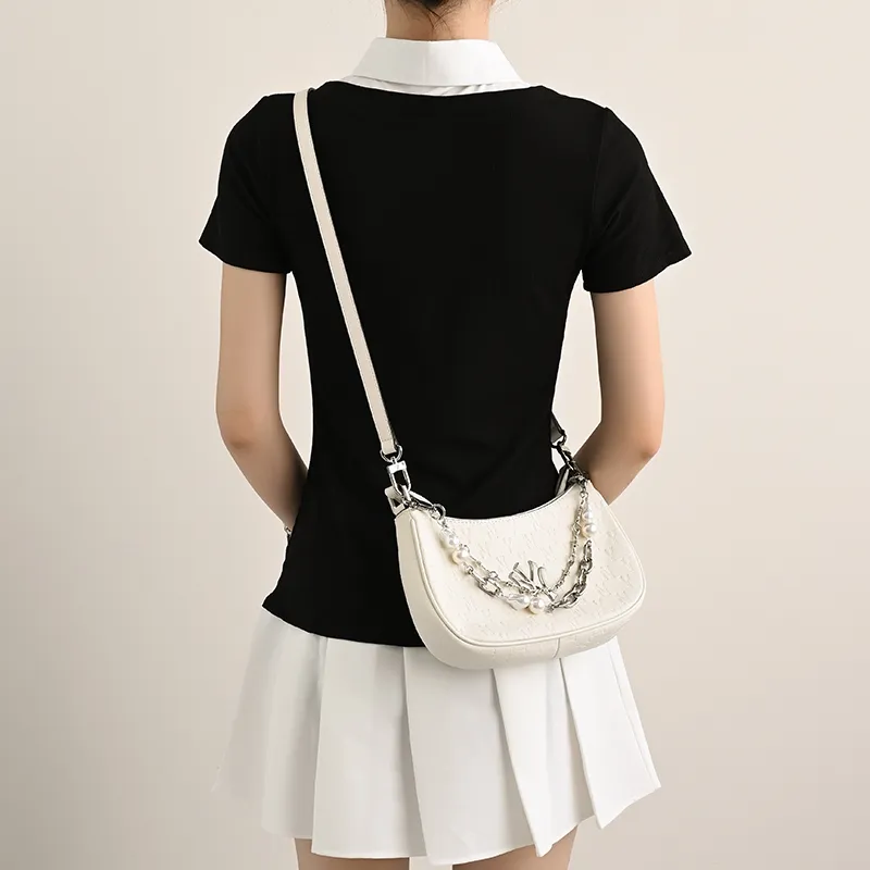 Lan Bao Fan Metal, Alloy Women's Bag With Pearl Decorative Chain Women's Silver-37