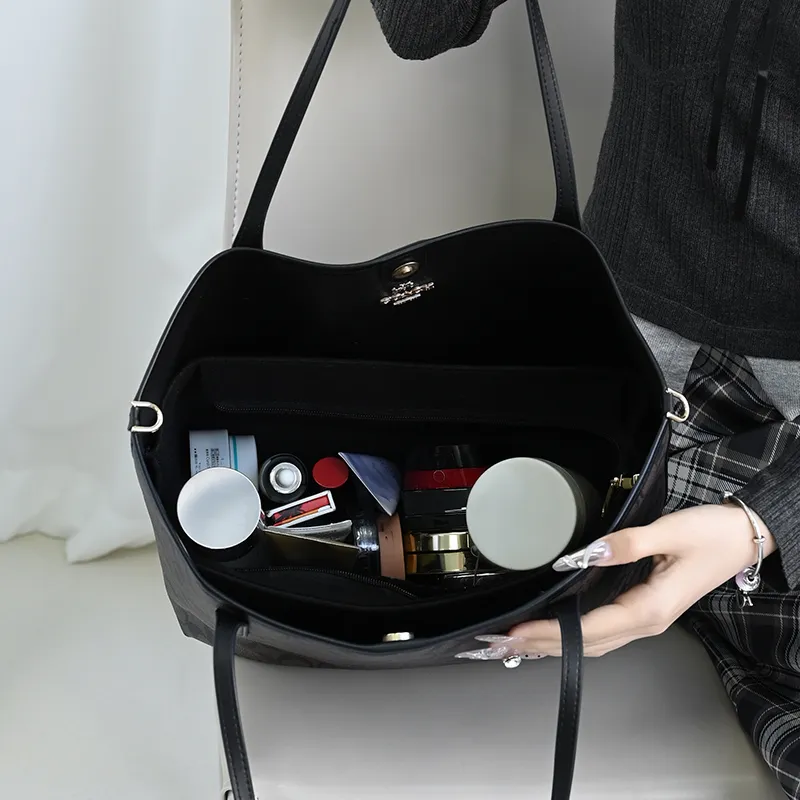 Lan Bao Fan Felt, Imported Microfiber Bag Insert Unisex-57