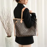 Lan Bao Fan Shoulder Strap Bag