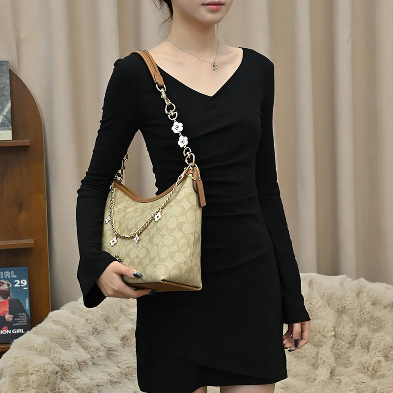 Lan Bao Fan Metal Alloy Bag Accessory Women's Multicolor-27