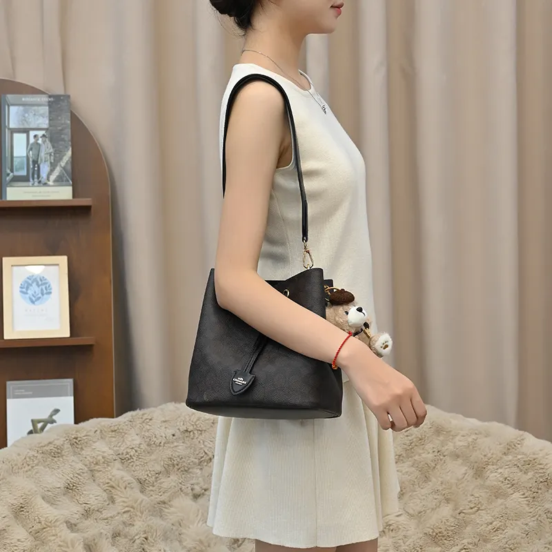 Lan Bao Fan Microfiber Bag Strap Women's Black/White-3