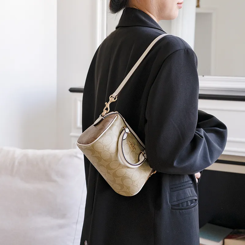 Lan Bao Fan Microfiber Polyurethane Fashion Versatile Shoulder Strap Bag Strap Women's Milk White/Black-44