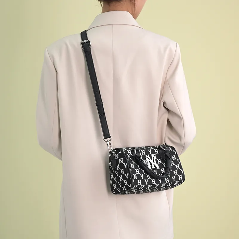Kim Yeon sha Microfiber, Felt Shoulder Strap, Bag Accessory Unisex Black-5