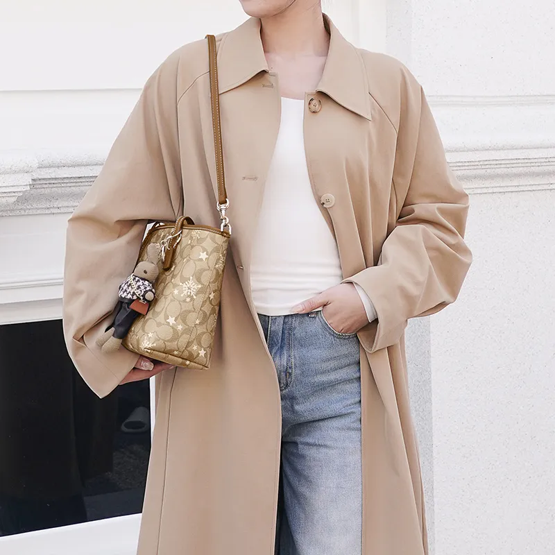Kim Yeon sha Artificial Leather Bag Strap Women's Milk Tea-4