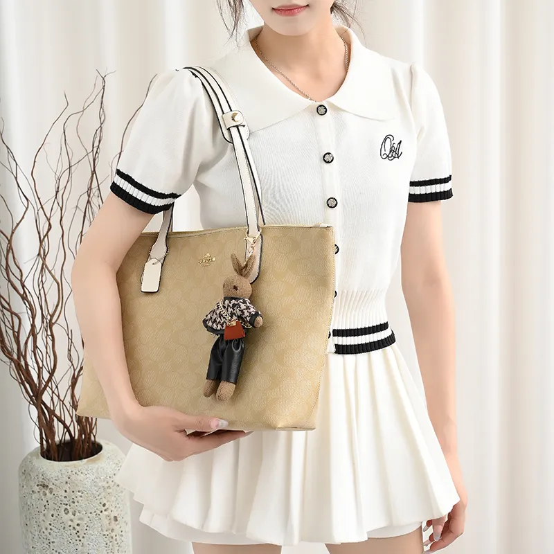 Lan Bao Fan Felt Liner, Shopping Bag Lining, Shoulder Pad, Rabbit Small Doll Women's Multicolor-31