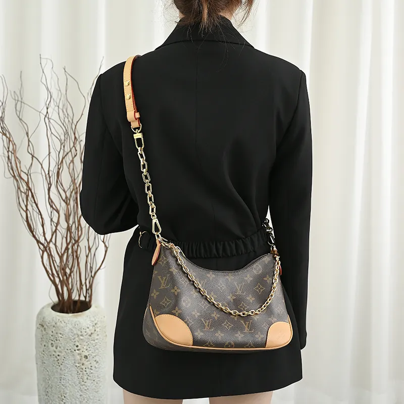 Kim Yeon sha Bag Straps-8