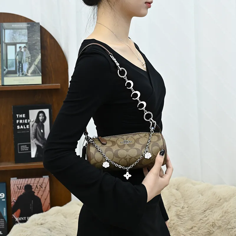 Lan Bao Fan Metal, Alloy Bag Accessory Women's Silver-18