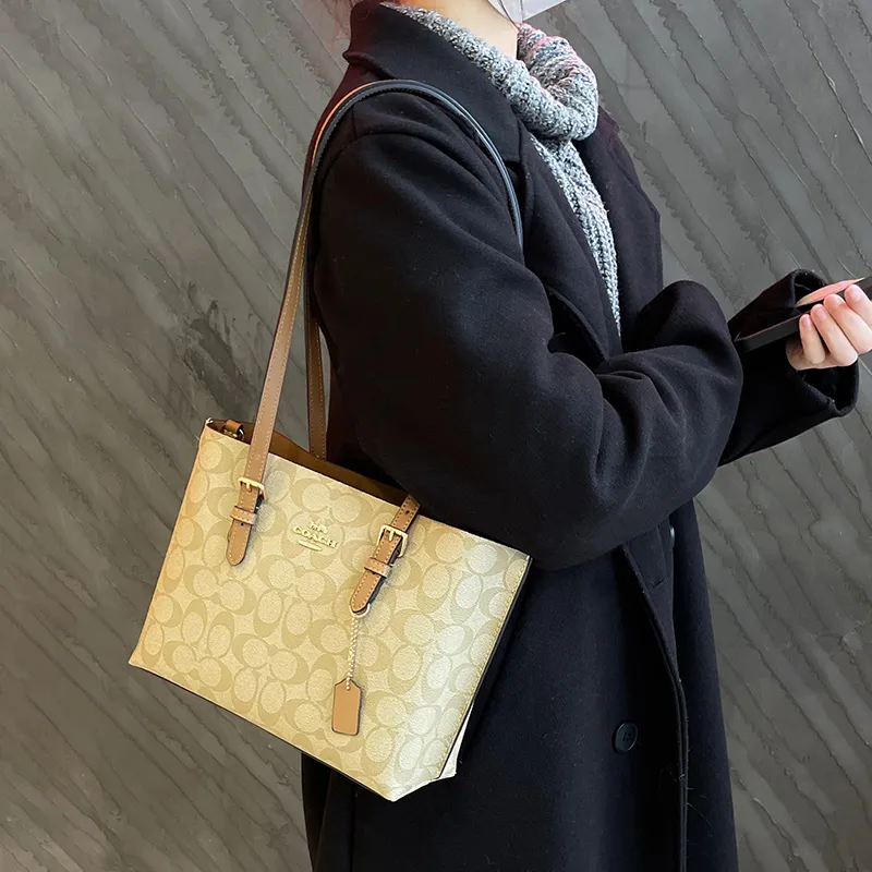 Kim Yeon sha Cow Leather Bag Strap Women's Multicolor-71