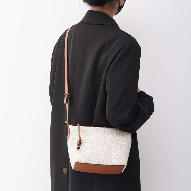 Lan Bao Fan Cow Leather Shoulder Strap Bag Accessory Women's Brown-17