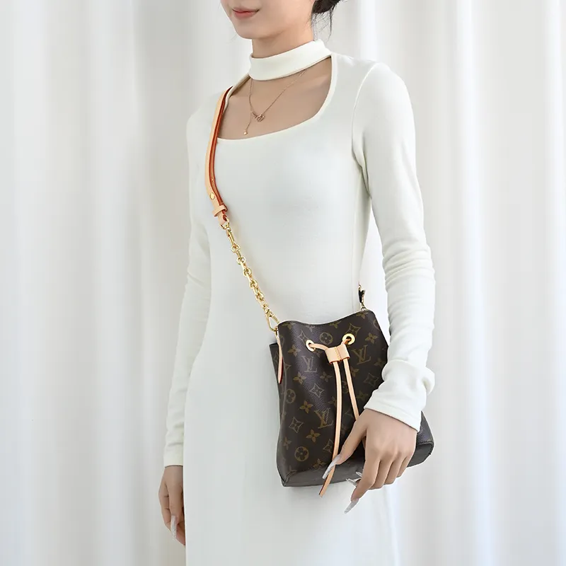 Lan Bao Fan Cow Leather DuPont Paper Bag Accessory Bag Strap Bag Insert Unisex White/Gold-19