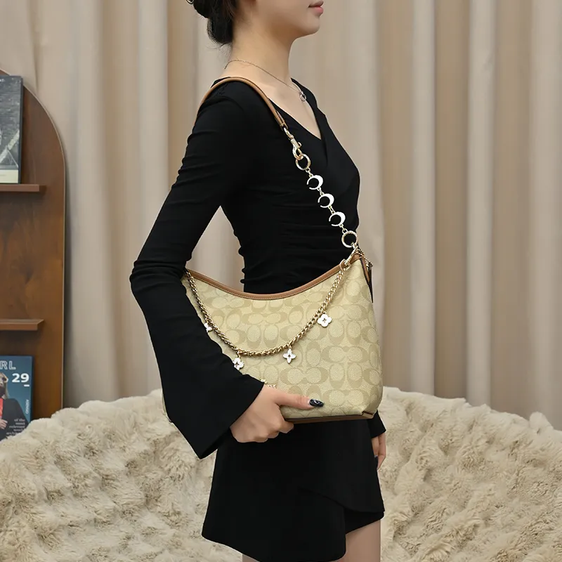 Lan Bao Fan Metal Alloy Bag Accessory Women's Multicolor-8