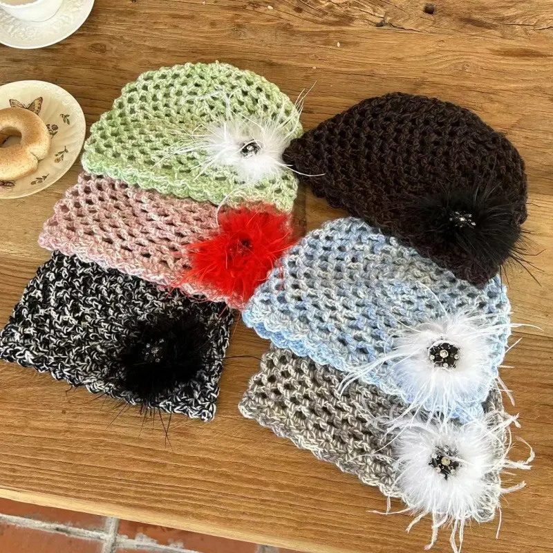 MUSTKOO Knitted Fabric Beanie Women's-4
