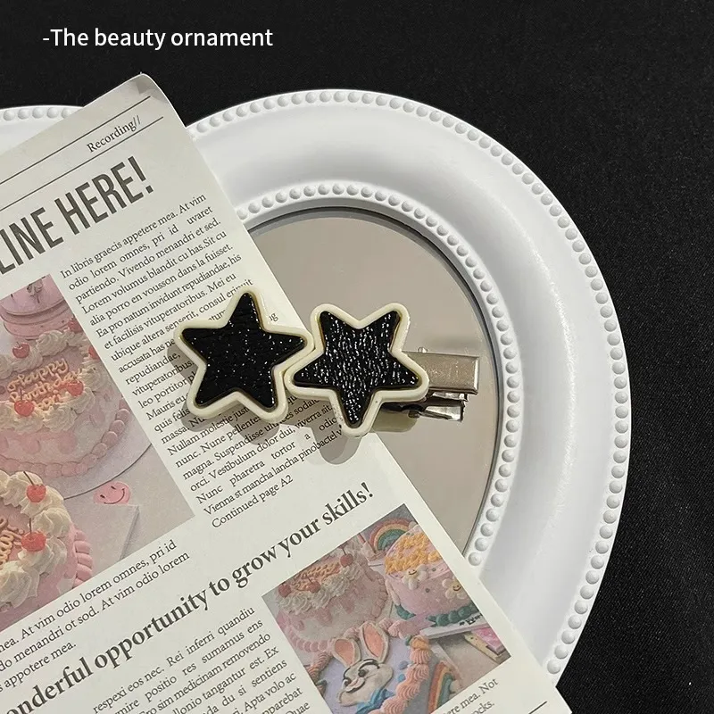MACE MAVA Hair Clips Women's Black White-3