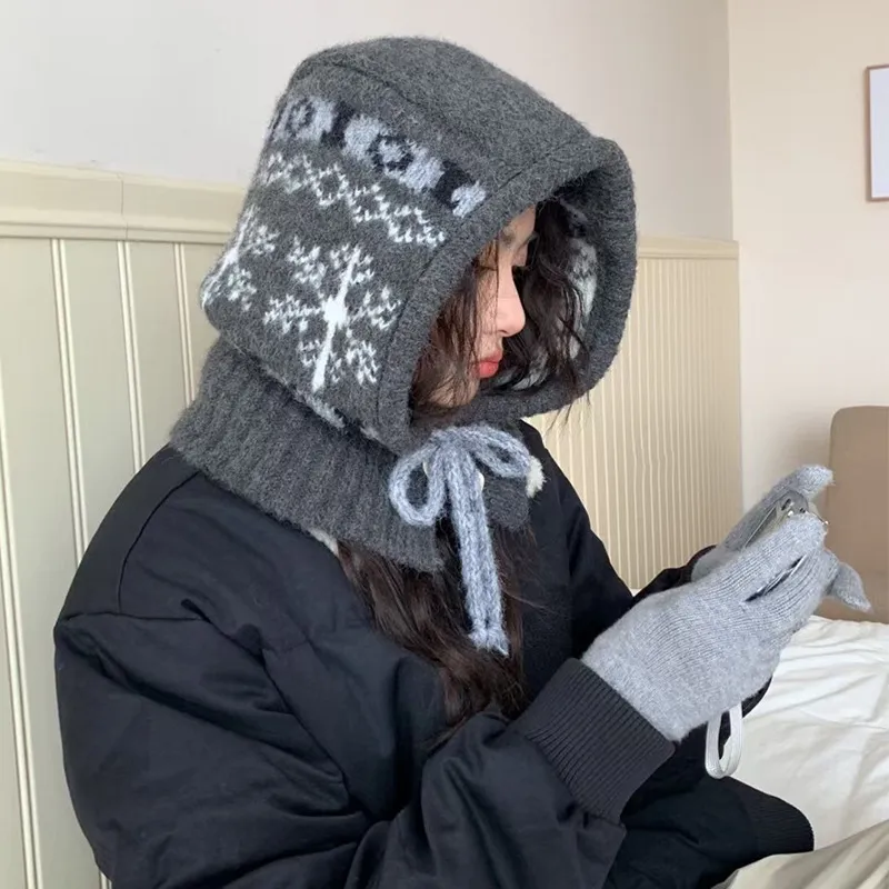 MUSTKOO Plush Yarn Beanie Women's-5