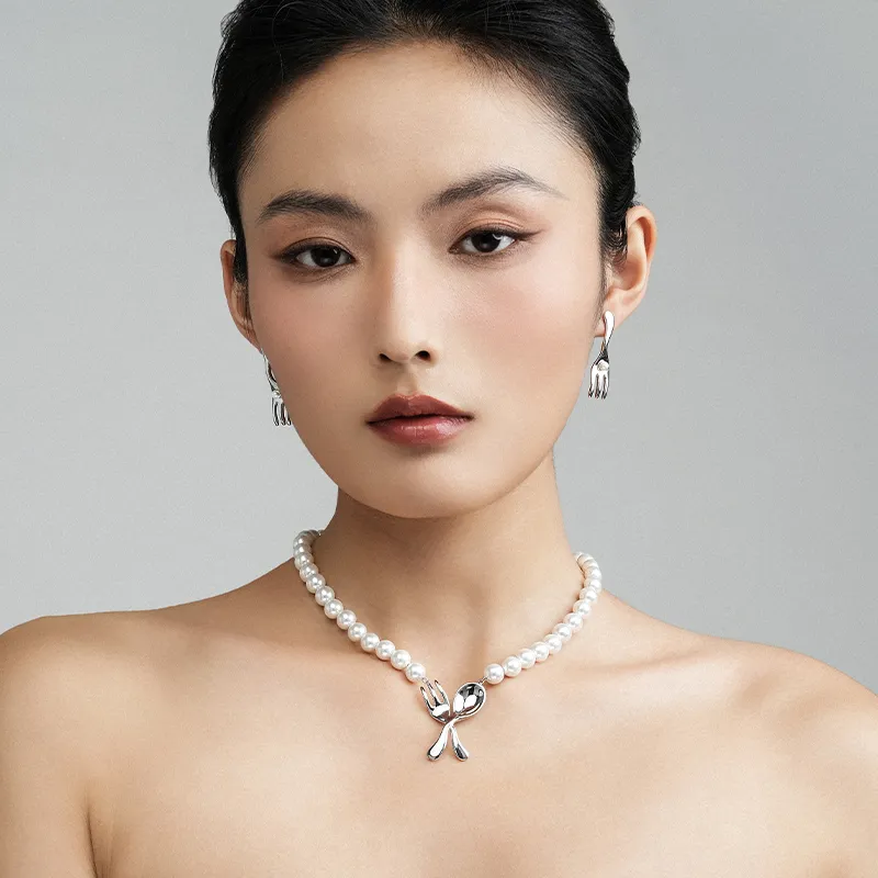 MACE MAVA Shell Pearl Necklaces Women's-5