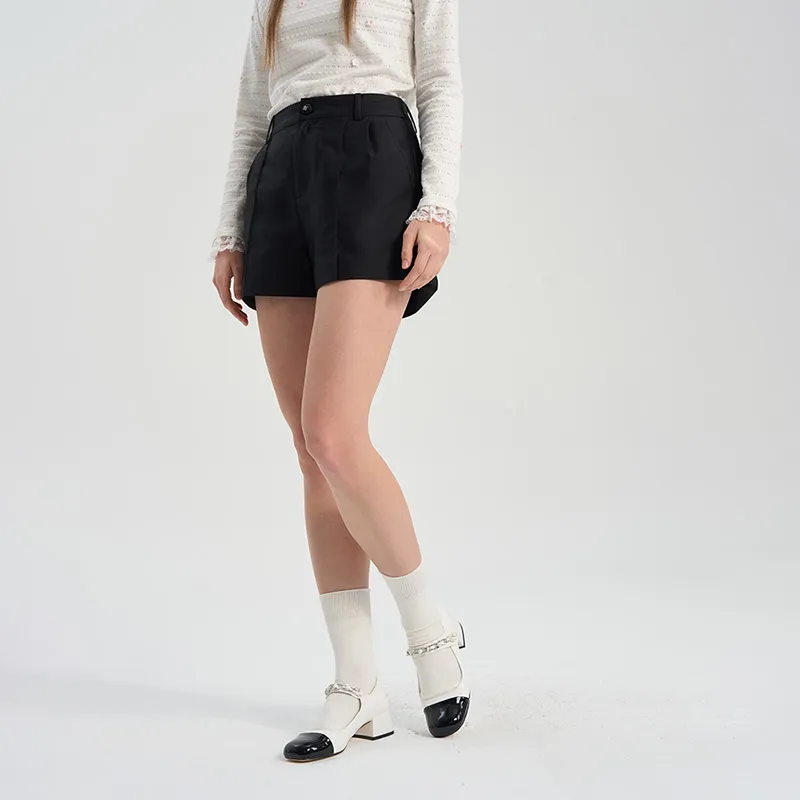 RARE Casual Shorts Women's Black-3