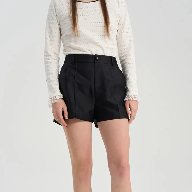 RARE Casual Shorts Women's Black-4