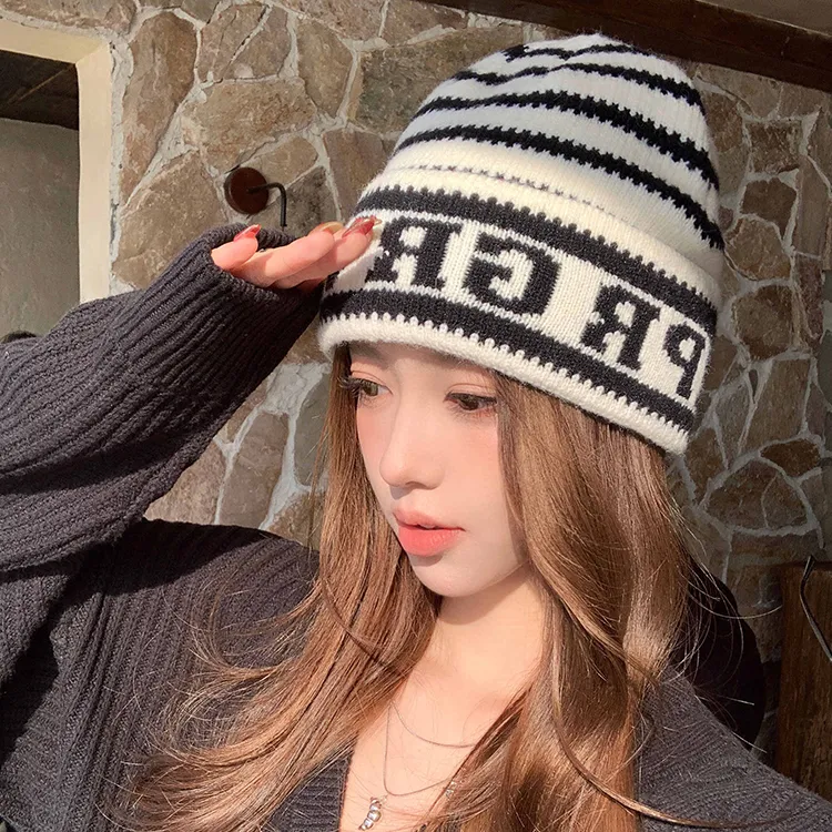 BAGGL Polyester Beanies Unisex Gift Box Set-12