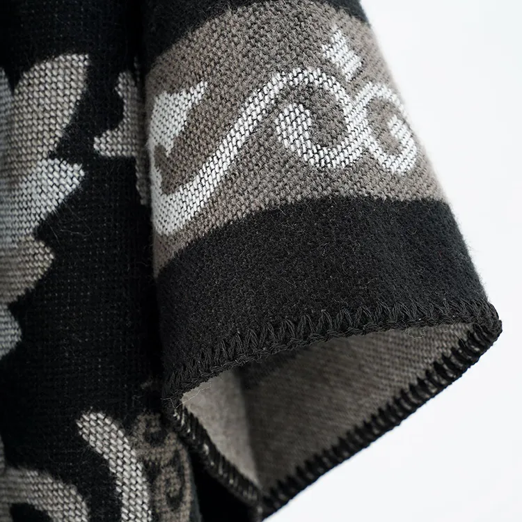 BAGGL Faux Cashmere Shawls Unisex Gift Box Set-1