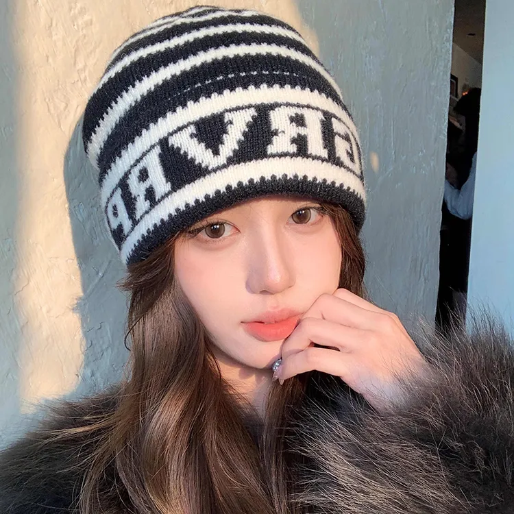 BAGGL Polyester Beanies Unisex Gift Box Set-2
