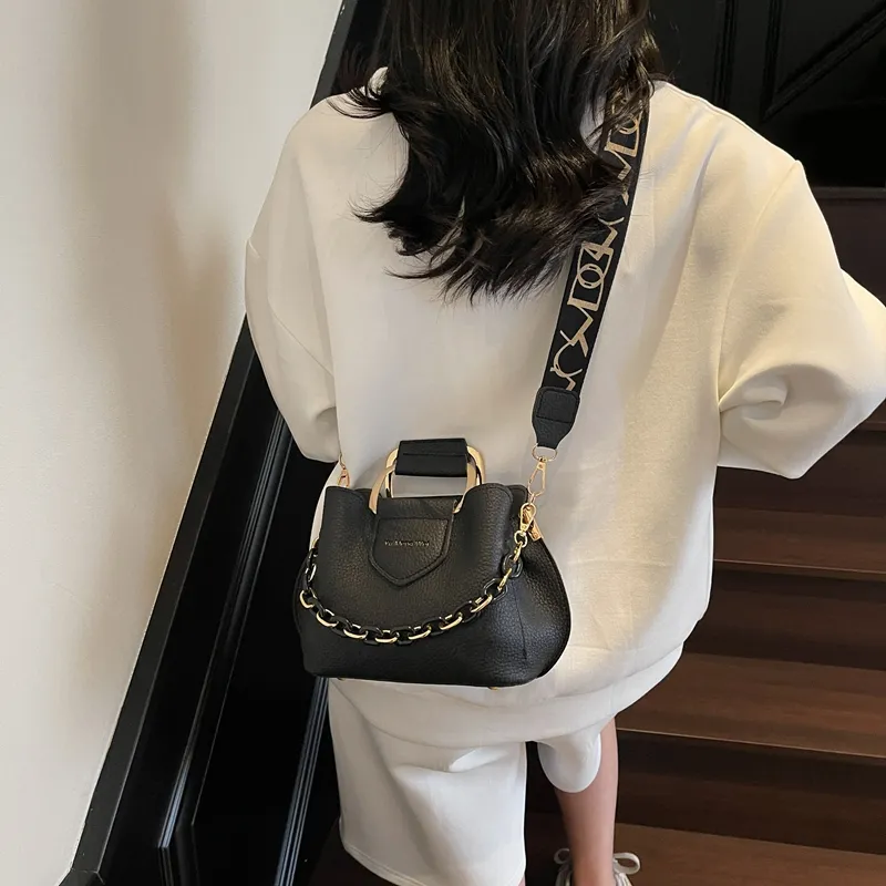 CORE BIRD PU Handbag Women's Multicolor-14