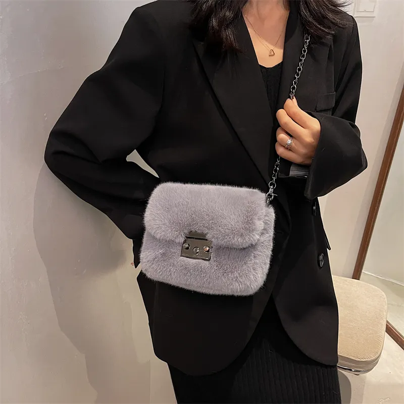 CORE BIRD Plush Shoulder Bag Women's Multicolor-7