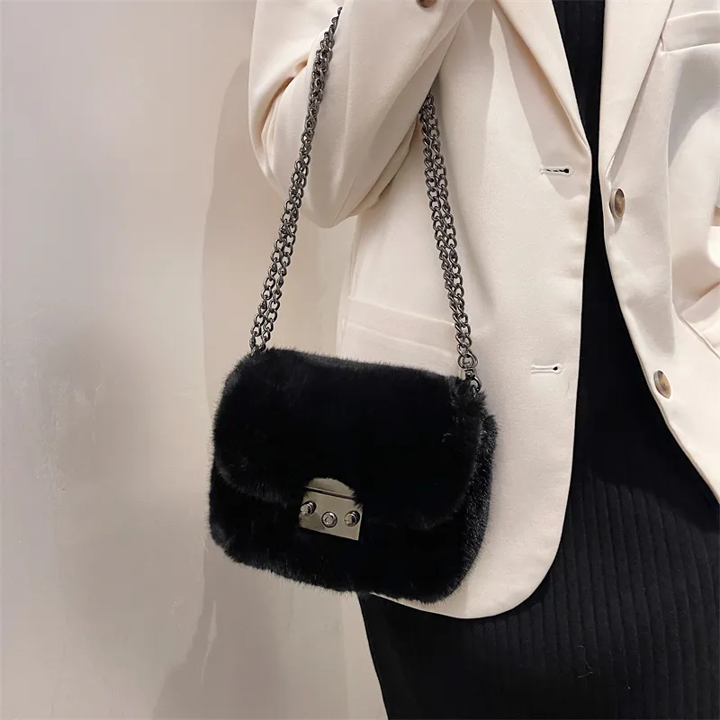 CORE BIRD Plush Shoulder Bag Women's Multicolor-25