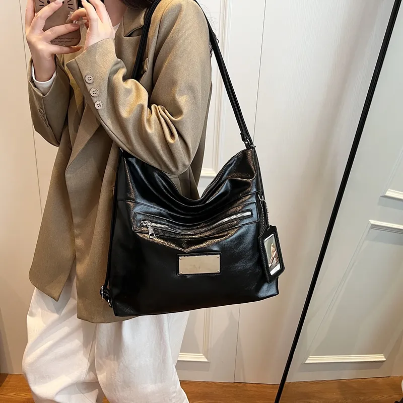 CORE BIRD PU Shoulder Bag Regular Women's Ecru/Black/Coffee-9