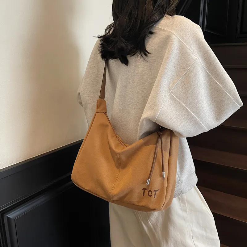 CORE BIRD Fabric Shoulder Bag Women's Multicolor-15