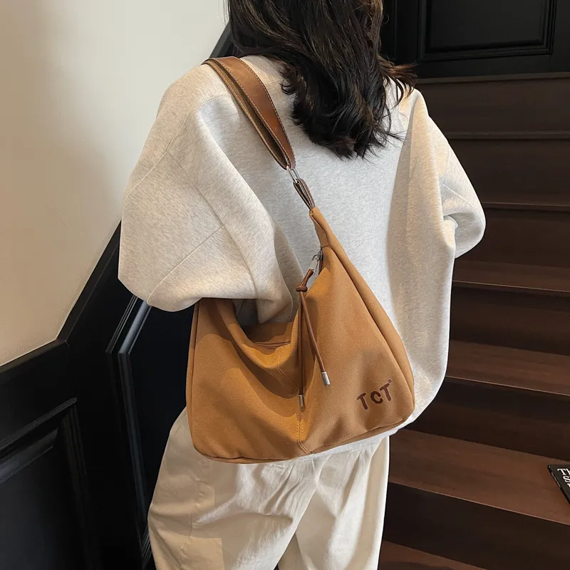 CORE BIRD Fabric Shoulder Bag Women's Multicolor-13