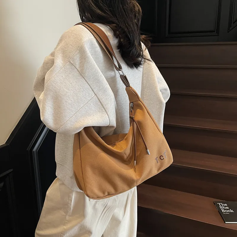 CORE BIRD Fabric Shoulder Bag Women's Multicolor-14