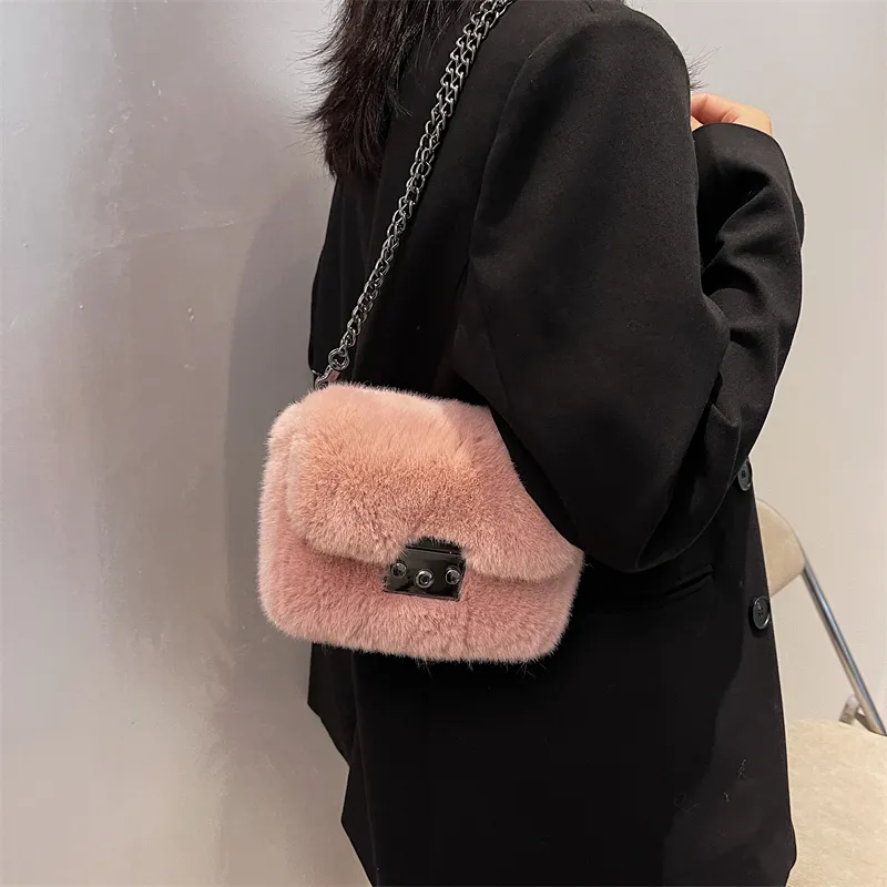 CORE BIRD Plush Shoulder Bag Women's Multicolor-10