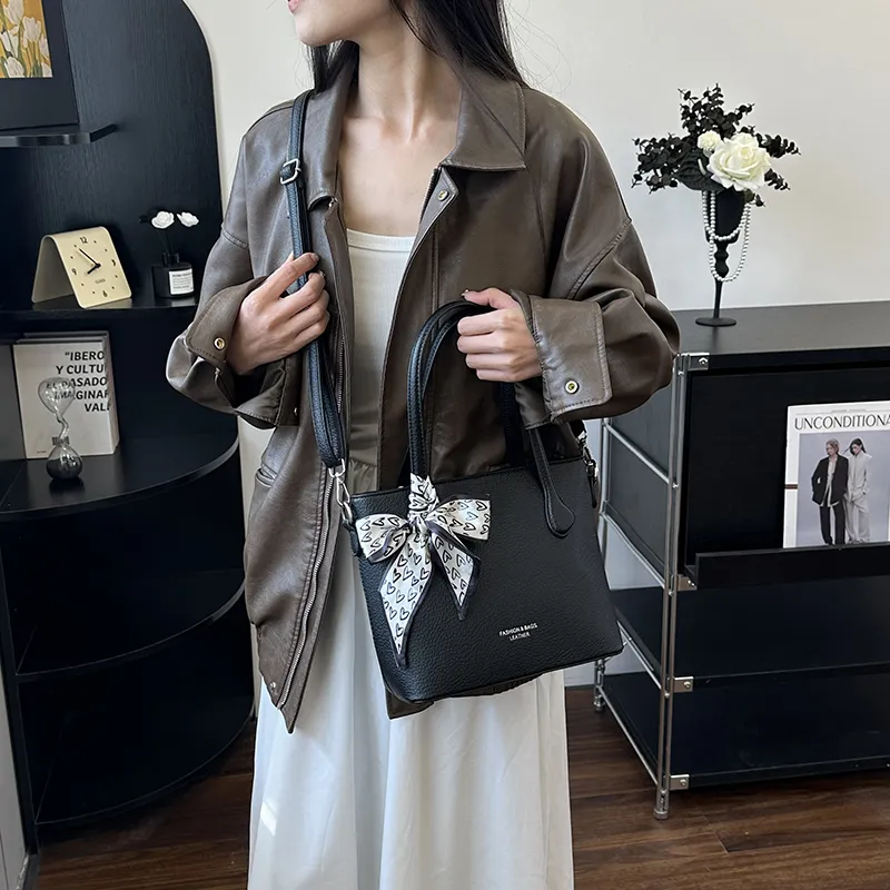 CORE BIRD PU Shoulder Bag, Crossbody Bag, Handbag Women's Multicolor-12