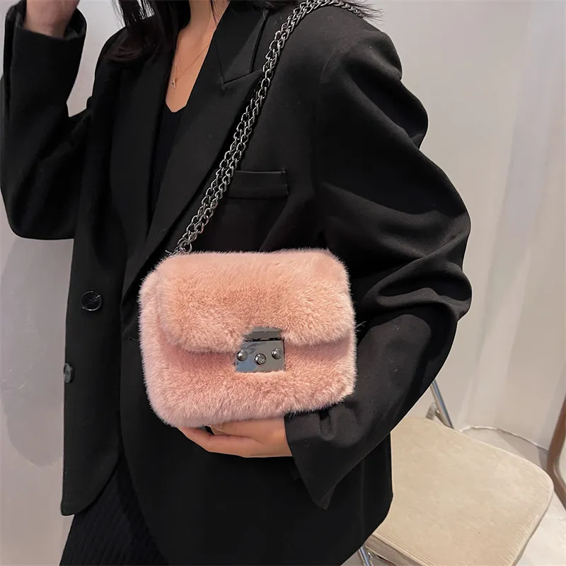 CORE BIRD Plush Shoulder Bag Women's Multicolor-9