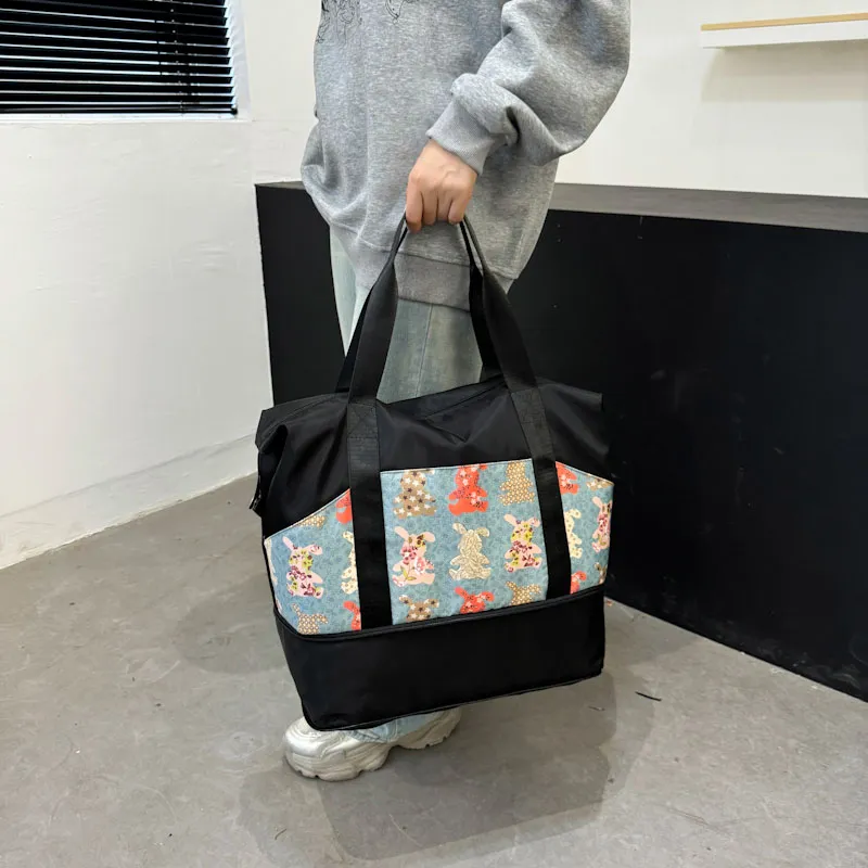 CORE BIRD Oxford Tote One Shoulder Handbag Regular Women's Black-16