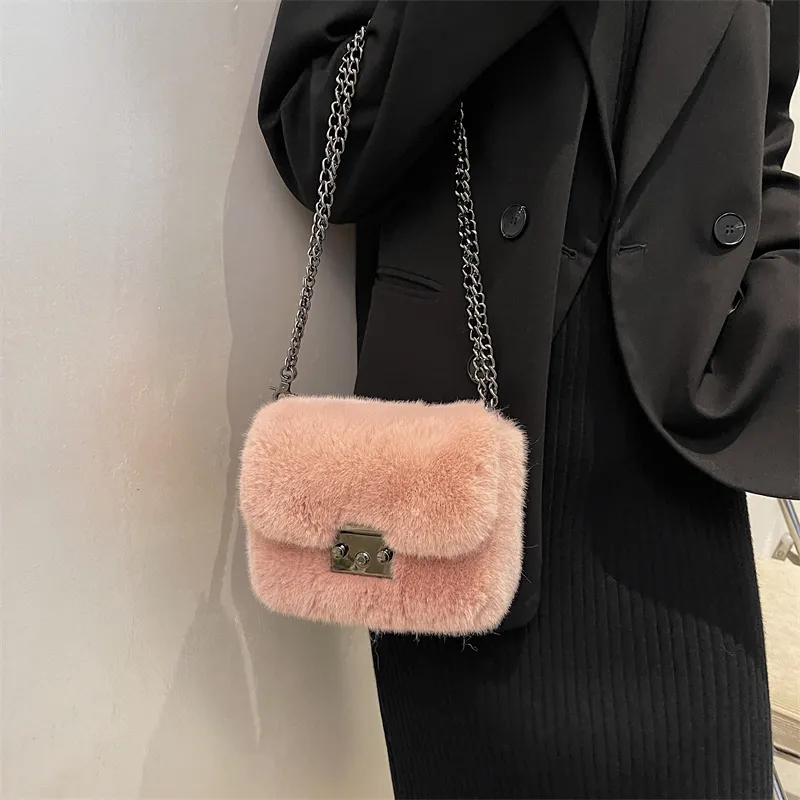CORE BIRD Plush Shoulder Bag Women's Multicolor-11