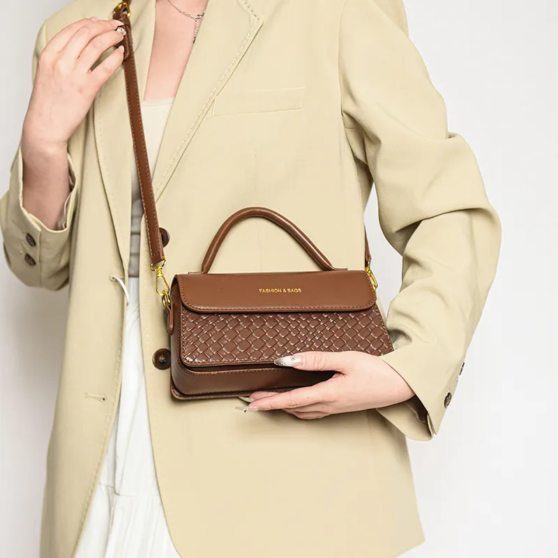 CORE BIRD PU One Shoulder Handbag Regular Women's Black/Ecru/Coffee-9