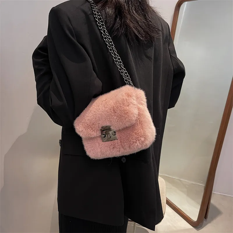 CORE BIRD Plush Shoulder Bag Women's Multicolor-8