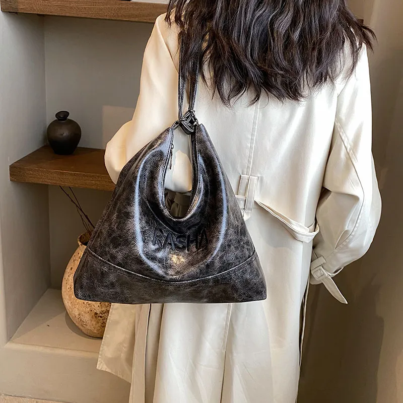 CORE BIRD PU Shoulder Bag Medium Size Women's Black/Coffee-7