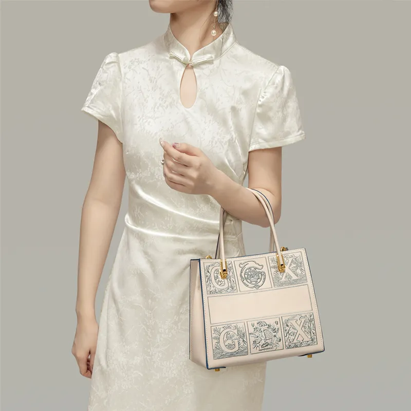 Gong Xuan Cow Leather Tote Bag, Shopping Bag, Shoulder Bag, Crossbody Bag, Handbag Tubas Women's White-15