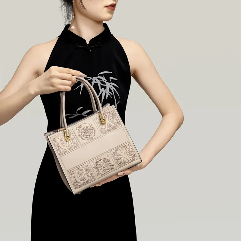 Gong Xuan Cow Leather Tote Bag, Shopping Bag, Shoulder Bag, Crossbody Bag, Handbag Tubas Women's White-6
